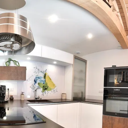 Le Domaine D Isa Maison Sela