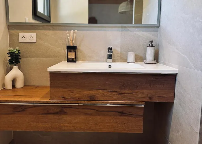 Dom wakacyjny Le Domaine D Isa Maison Sela *